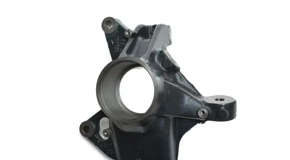 Iveco Daily 6th gen Front wheel hub spindle knuckle