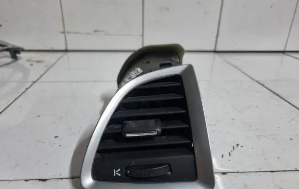 Opel Astra J Dashboard side air vent grill/cover trim 13328000 13052010 0752700401