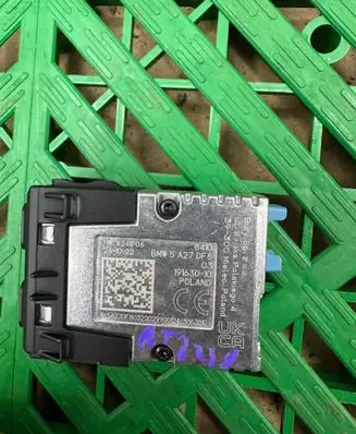 BMW 5 G60 G61 USB socket connector 5A27DF8