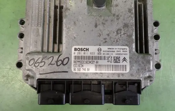 Peugeot 407 Engine control unit/module ECU