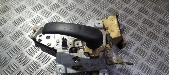 Opel Sintra Rear door lock 10292015