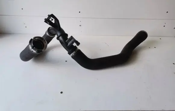 Opel Mokka X Intercooler hose/pipe 95135161 5161