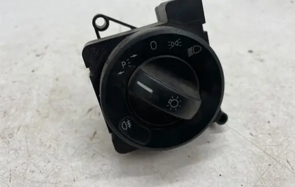Volkswagen Crafter Light switch 9065450504
