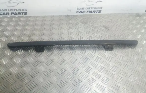 Audi 80 90 B3 Air flow deflector 4689