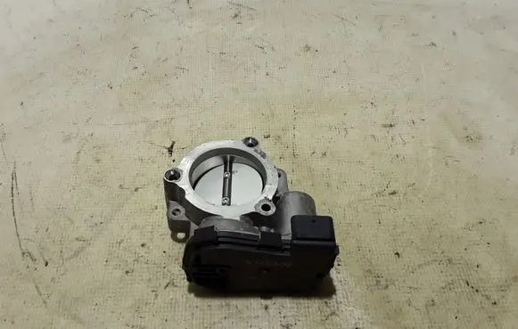 Volvo XC60 Throttle valve 31493389