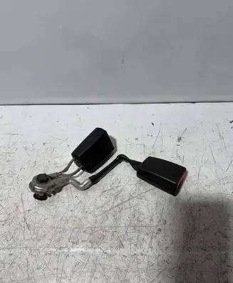 Audi A3 S3 A3 Sportback 8P Middle seatbelt buckle (rear) 8P0857739 33049145 230210Y