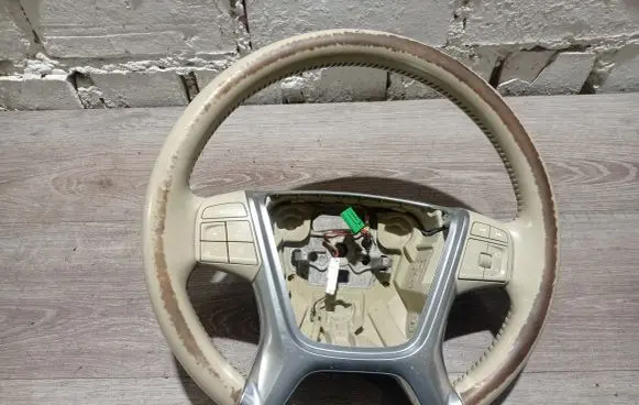 Volvo S80 Steering wheel 31271095 P31271095