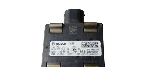 Volkswagen Touran III Distronic sensor radar 5QA907561A
