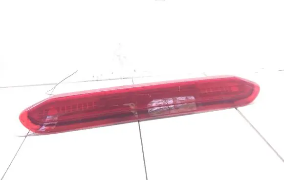 Nissan Navara D23 Third/center stoplight W1893