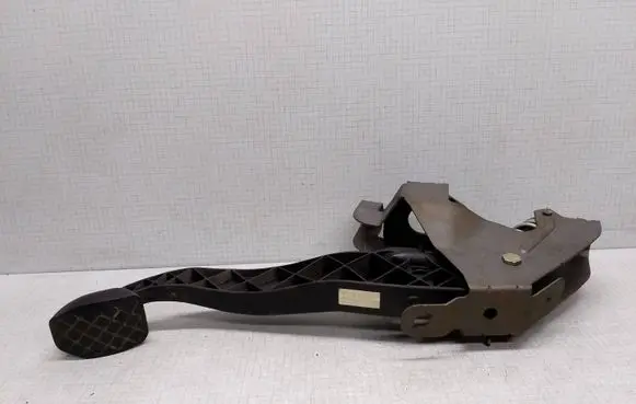 Clutch pedal