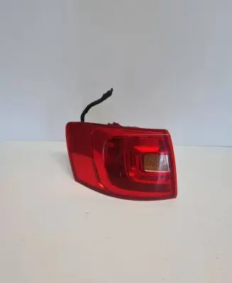 Volkswagen Jetta VI Rear/tail lights