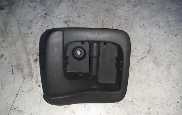 Volvo V70 Engine bonnet (hood) release handle 8650740
