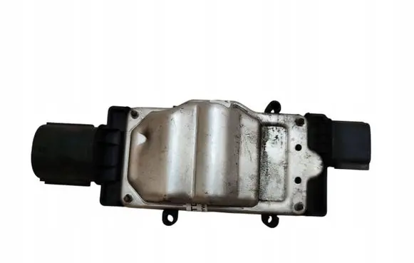 Ford Focus Fan control module 1137328567
