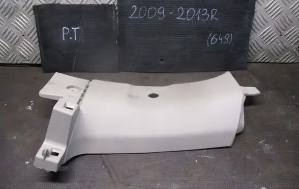 Peugeot 5008 (C) pillar trim 9684090977