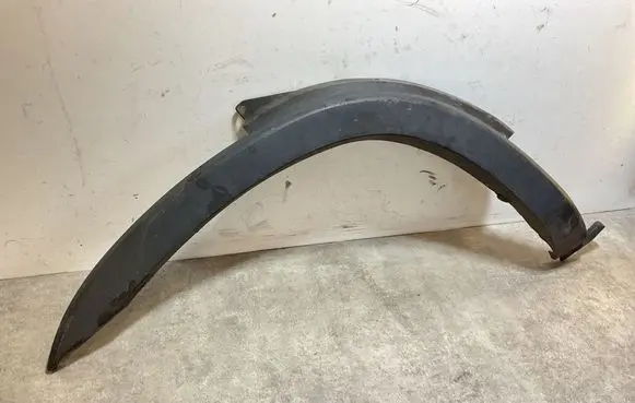 Iveco Daily 6th gen Front arch trim 5801762163 56712 30894