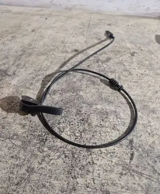 Renault Megane II Engine bonnet/hood lock release cable 