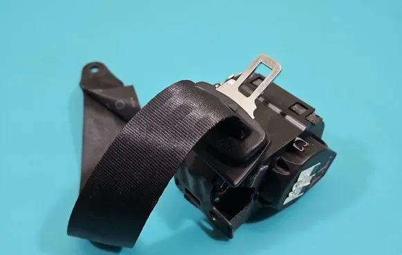 Dacia Duster II Rear seatbelt 638071500B IMPRK1493664
