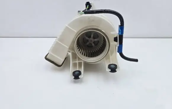 Toyota RAV 4 (XA40) Hybrid/electric vehicle battery fan G923048080 1173006462