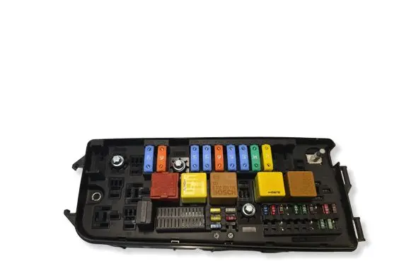 Opel Signum Fuse module 13144711