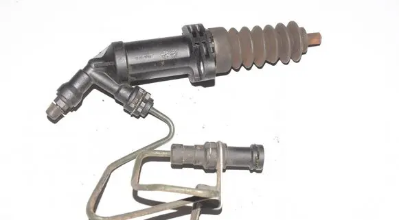 BMW 3 E92 E93 Clutch master cylinder 6775872