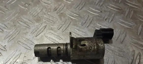 Ford Focus Camshaft vanos timing valve 4m5g6l713ae 4m5g-6l713-ae