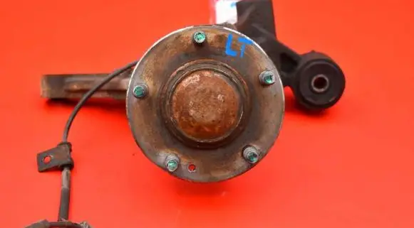 KIA Sportage Front wheel hub spindle knuckle