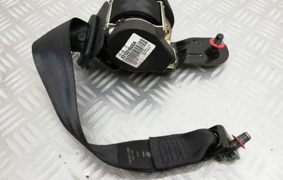 Hyundai Sonata LF Rear seatbelt 631331500A
