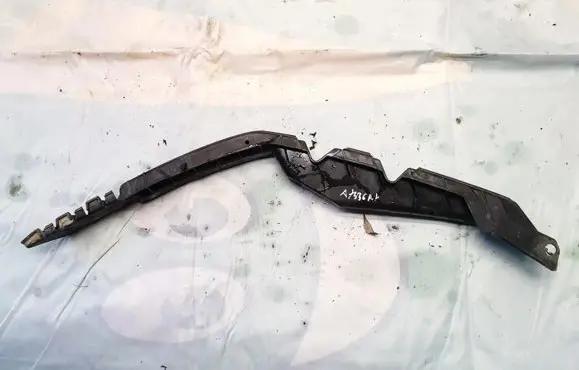 Skoda Octavia Mk2 (1Z) Front bumper mounting bracket 1z0807183a