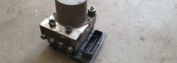 Peugeot 508 ABS Pump 9677032180 B53606