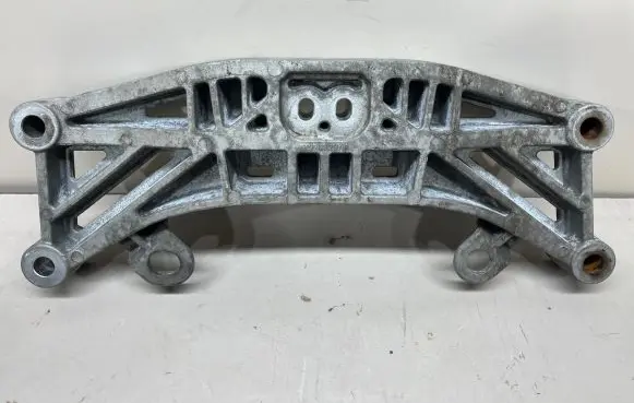 Dodge Challenger Gearbox mounting bracket 68170323AA