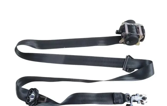 Volvo XC60 Front seatbelt 31484971 32149082 032149082