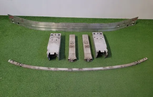 BMW 2 F45 Front bumper support beam 7302521 7302522 7418291