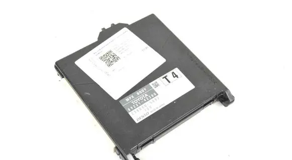 Toyota RAV 4 (XA40) Central body control module 8922142300 2380005882