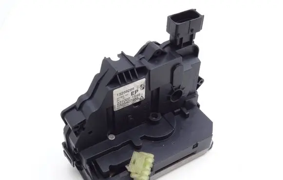 Opel Corsa D Rear door lock 13258265