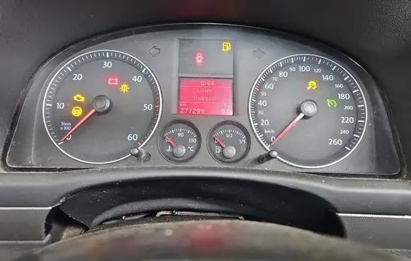 Volkswagen Touran I Speedometer (instrument cluster) 1T0920861A IMPRK1556685