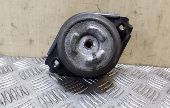 Mercedes-Benz ML W164 Engine mount bracket A2512403117
