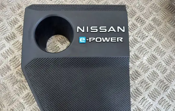 Nissan Qashqai J12 Engine cover (trim) 140416UA0A