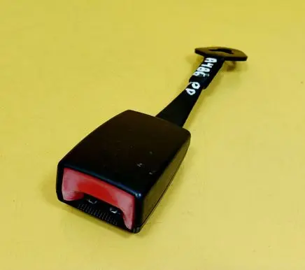 Audi A4 S4 B6 8E 8H Front seatbelt buckle 8E0857755C01C