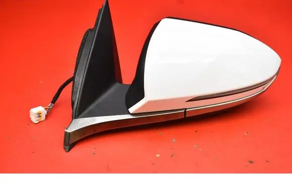 Front door electric wing mirror