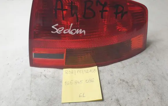 Audi A4 S4 B7 8E 8H Rear/tail lights 8E5945096