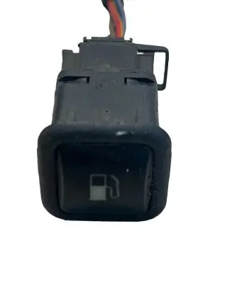 Volkswagen Bora Fuel tank opening switch 3B0959833A