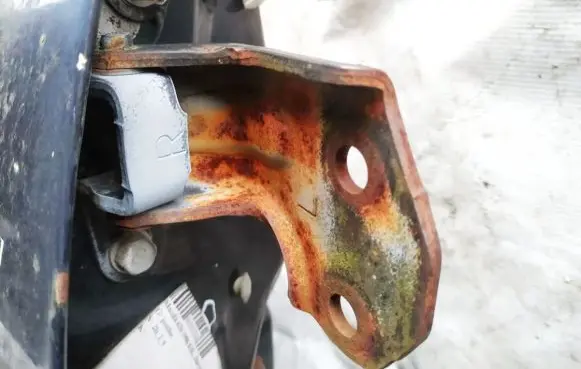 Mazda 626 Front door upper hinge