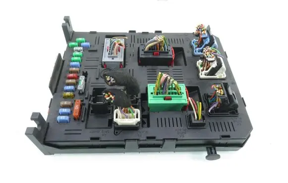 Citroen C5 Central body control module 9656530480