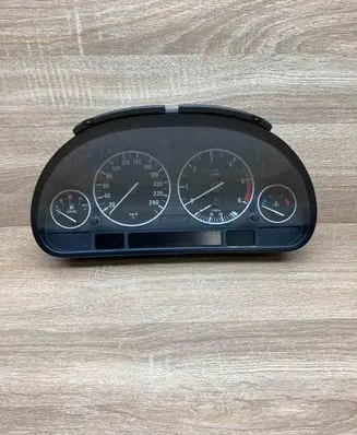 BMW 5 E39 Speedometer (instrument cluster) 6914883 110008784