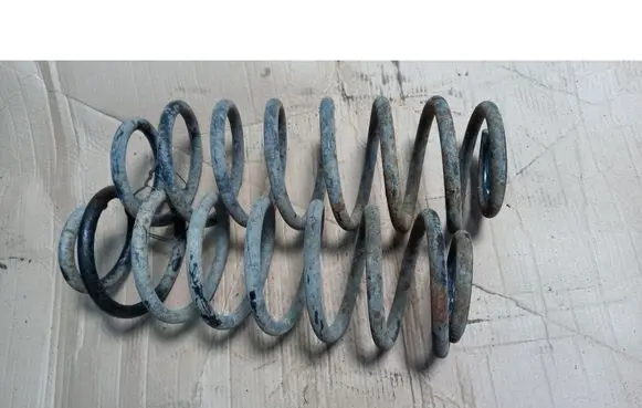 Chevrolet PT Cruiser Rear coil spring