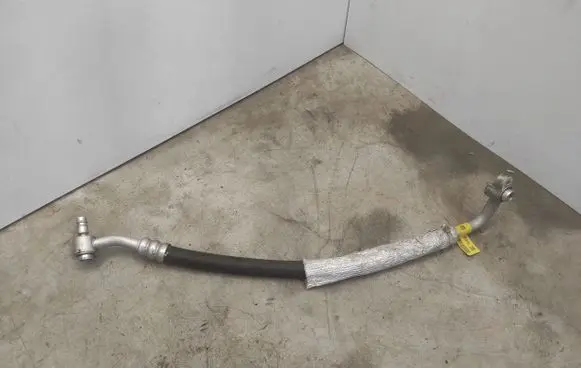 Jeep Grand Cherokee (WK) Air conditioning (A/C) pipe/hose 68217212AB