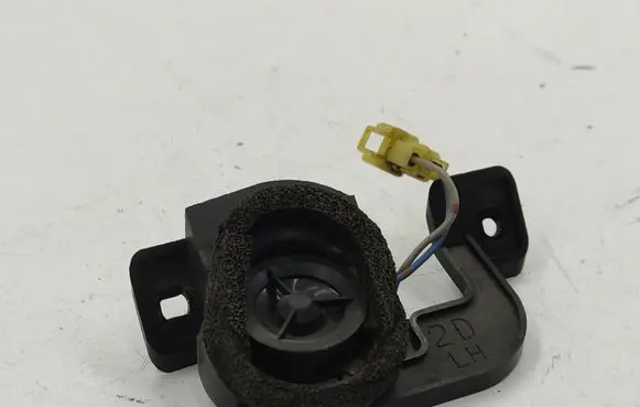 Subaru Legacy Front door high frequency speaker 86304AG210