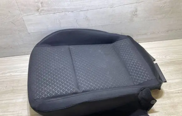 Nissan Juke II F16 Seat trim 4373208 BAT0H014