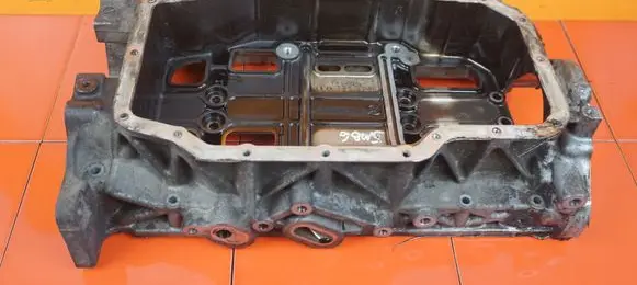 Mazda CX-7 Oil sump R2AA10380 R2AA