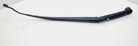 Hyundai Tucson TL Front wiper blade arm